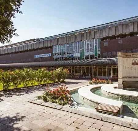 Con Piscina Terme Di Cervia-milano Marittima Appartement *